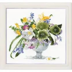 Bouquet with Hellebore S1011
