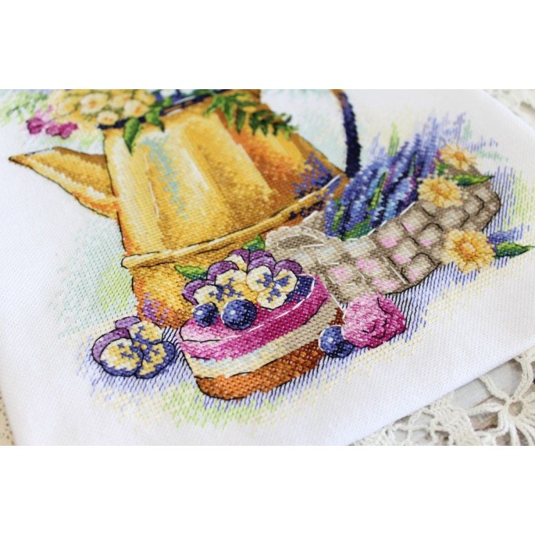 Cross stitch kit  "Lavender treat" SA-050