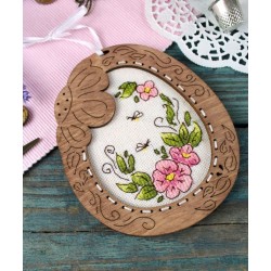 Cross-stich on wooden base "Miniature. Tender Flowers" SO-095