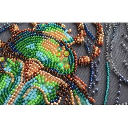 Main Bead Embroidery Kit Emerald beetle (Deco Scenes) 20x20 cm AAMB-105