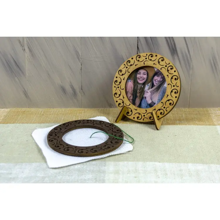 Embroidery hoop with magnets PM-017-1818O