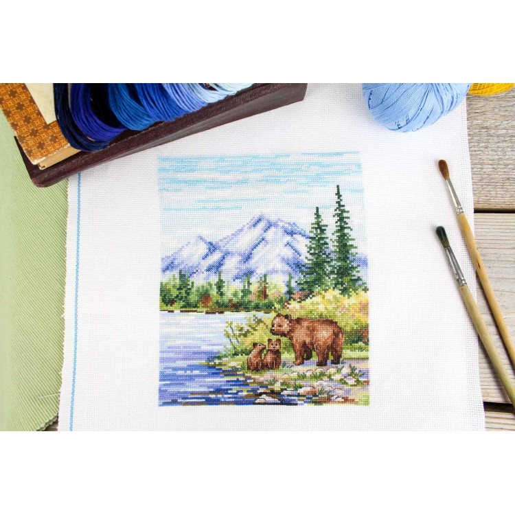 Cross stitch kit "By the mountain river" SNV-934