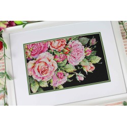 Cross stitch kit "Noble roses" SNV-949