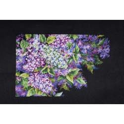 Cross stitch kit "Fragrant lilac" SNV-951