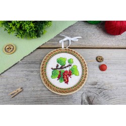 Cross-stich on wooden base "Miniature. Summer berries. Currants" SO-131