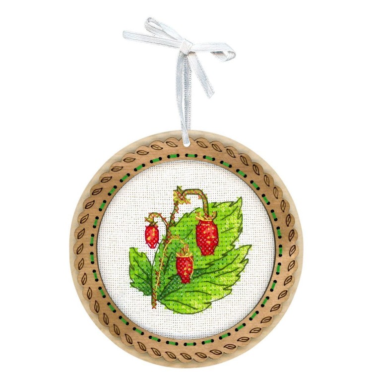 Cross-stich on wooden base "Miniature. Summer berries. Strawberries" SO-133