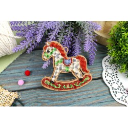 Cross-stich on wooden base "Little Light Horse" SO-153