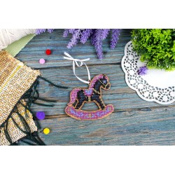 Cross-stich on wooden base "Little Dark Horse" SO-157