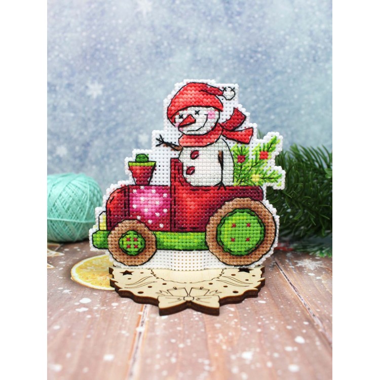 Cross stitch kit "Snow Courier" SR-1133