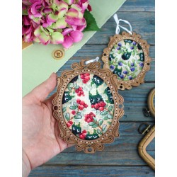 Cross-stich on wooden base "Miniature. Lingonberry Forest" SO-129