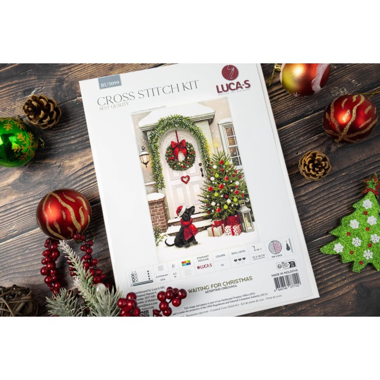 Cross Stitch Kit. "Waiting for Christmas" 32 x 48 cm SBU5099