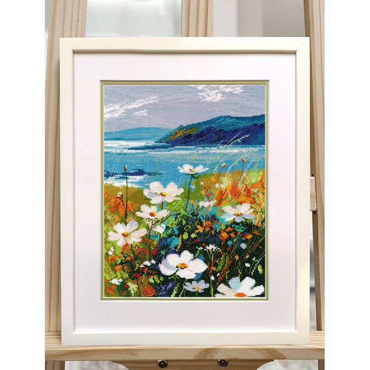Cross stitch kit "Cliff with flowers" S1704