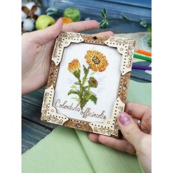 Cross-stich on wooden base "Miniature. Calendula" SO-140
