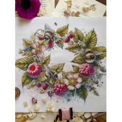 Cross stitch kit "Raspberries and bumblebees" SANM-44