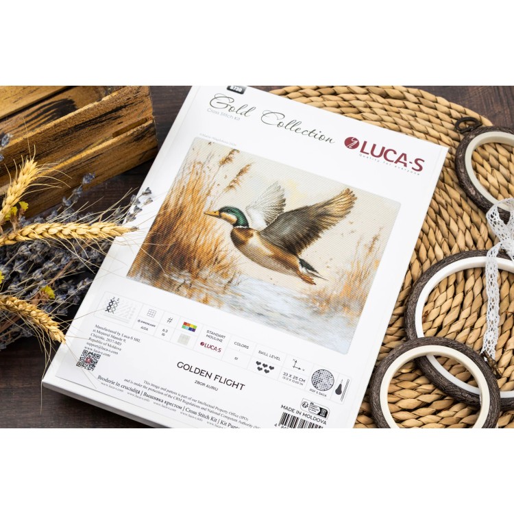 Cross Stitch Kit Golden Flight 33 x25cm SB730