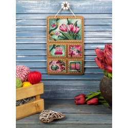 Cross-stich on wooden base SO-123