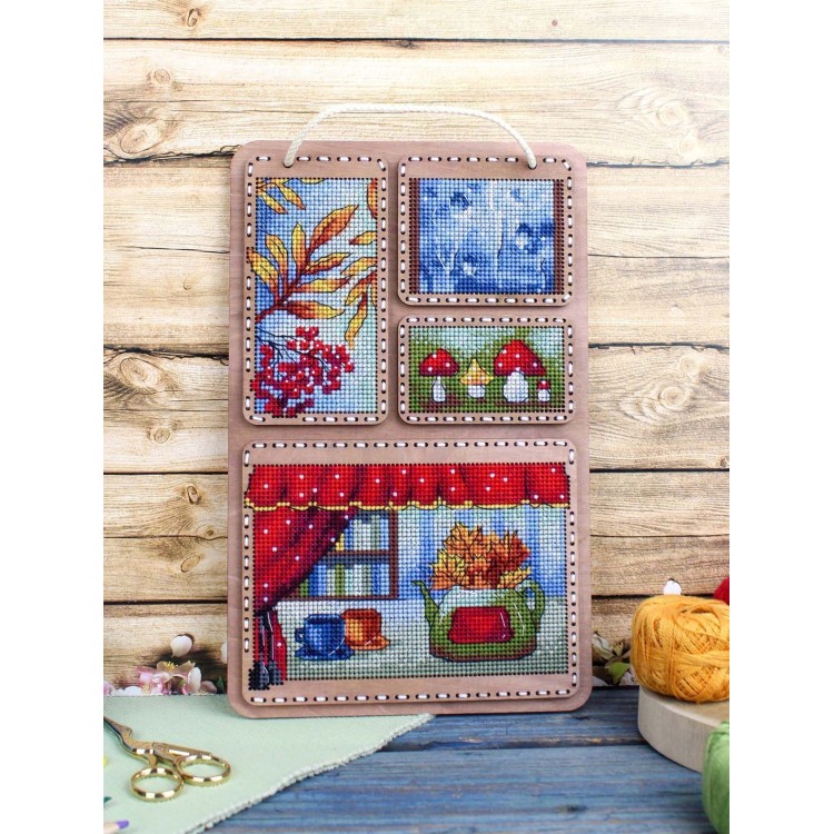 Cross-stich on wooden base SO-126