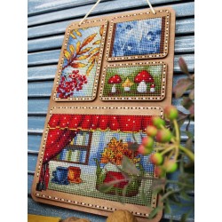 Cross-stich on wooden base SO-126
